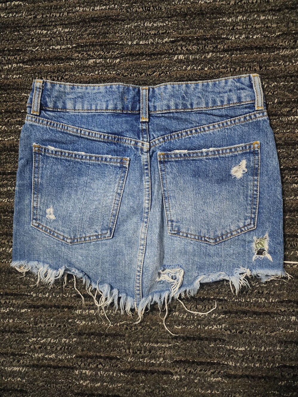 Free People Denim Mini Skirt Wild Rose Embroidered Size 24 Waist Festival EUC - Picture 10 of 13